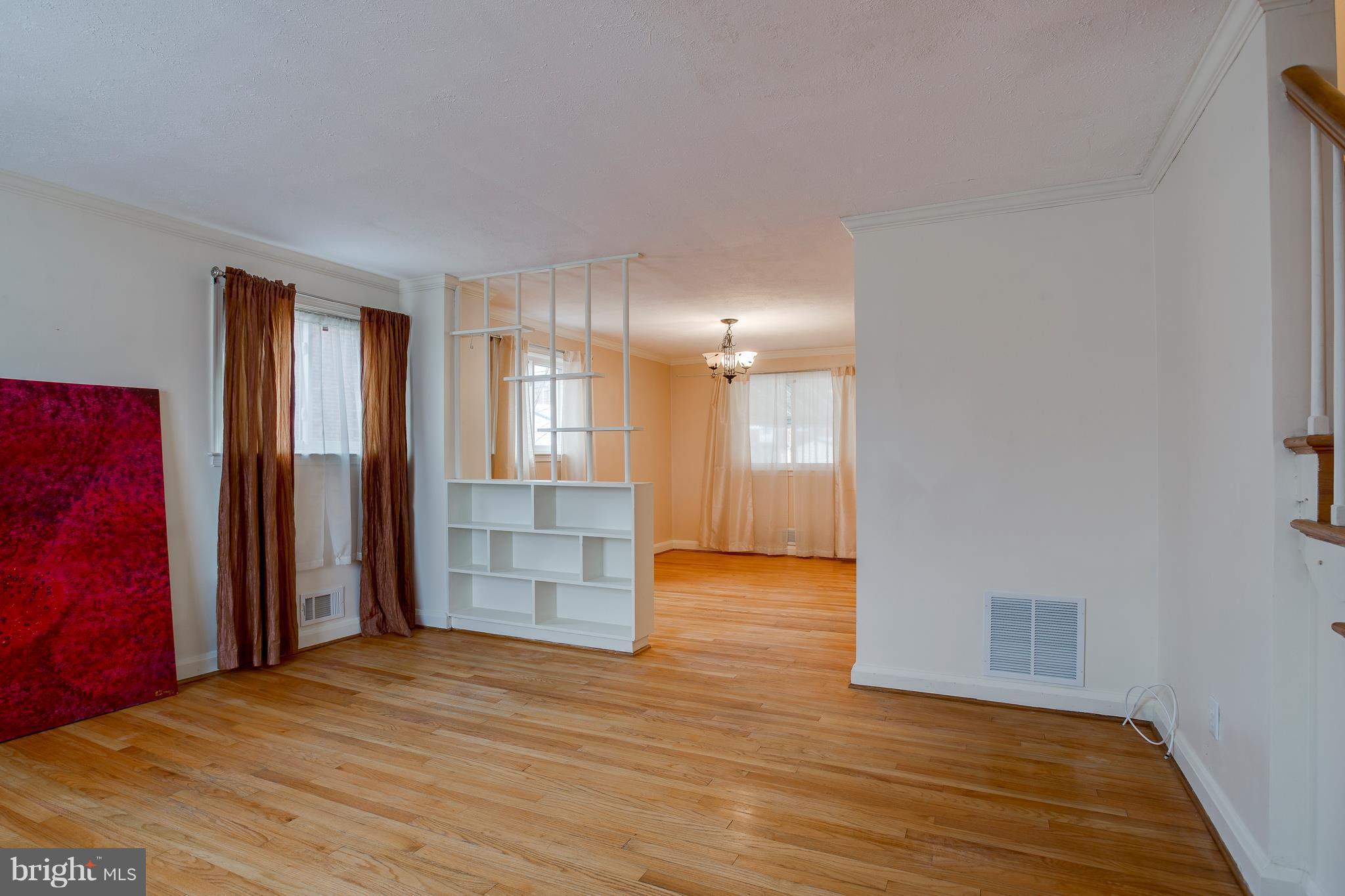 1240 Halstead Road Baltimore, MD 21234 - Photo 5 of 30 Living Room