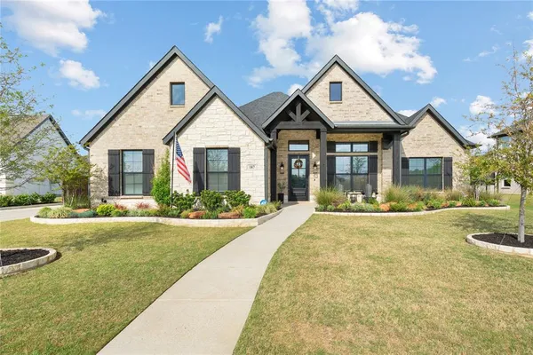 $875,000 | 187 Stirling Drive, Argyle, TX 76226