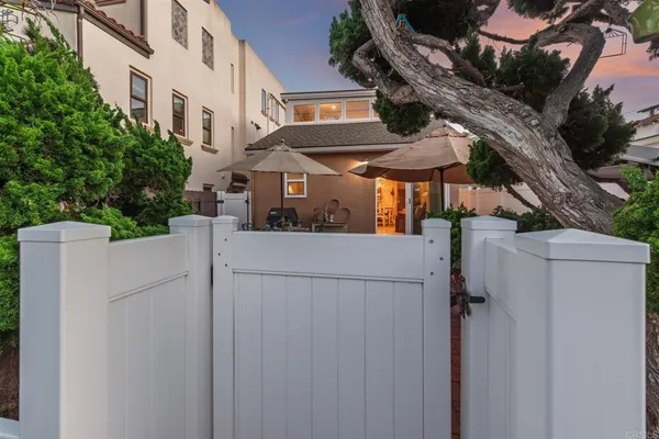 $2,300,000 | 821 San Juan Place, San Diego, CA 92109