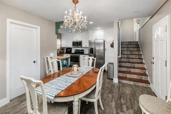 $2,300,000 | 821 San Juan Place, San Diego, CA 92109