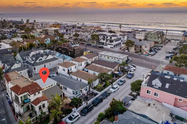 $2,300,000 | 821 San Juan Place, San Diego, CA 92109