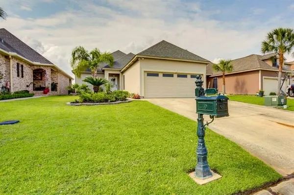 $3,200 | 1457 Royal Palm Drive, Slidell, LA 70458