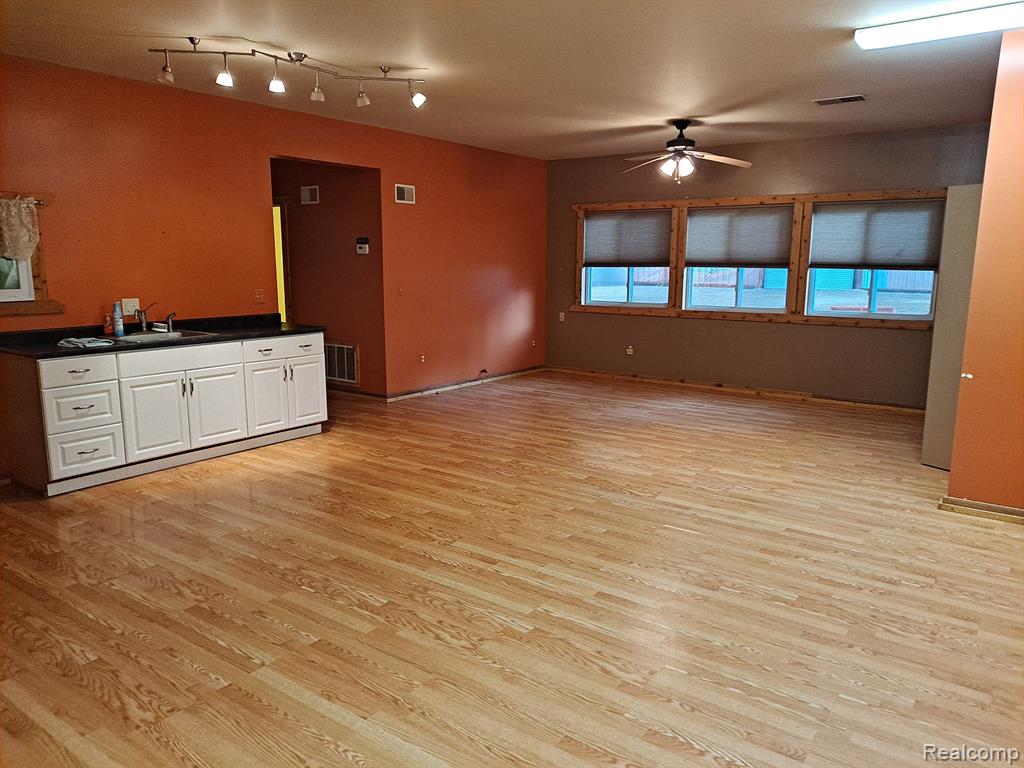 2320 Pingree Road Howell, MI 48843 - Photo 27 of 48