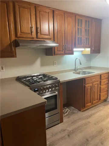 $1,900 | 18 Ryan Avenue, Unit 2S, Bristol, RI 02809