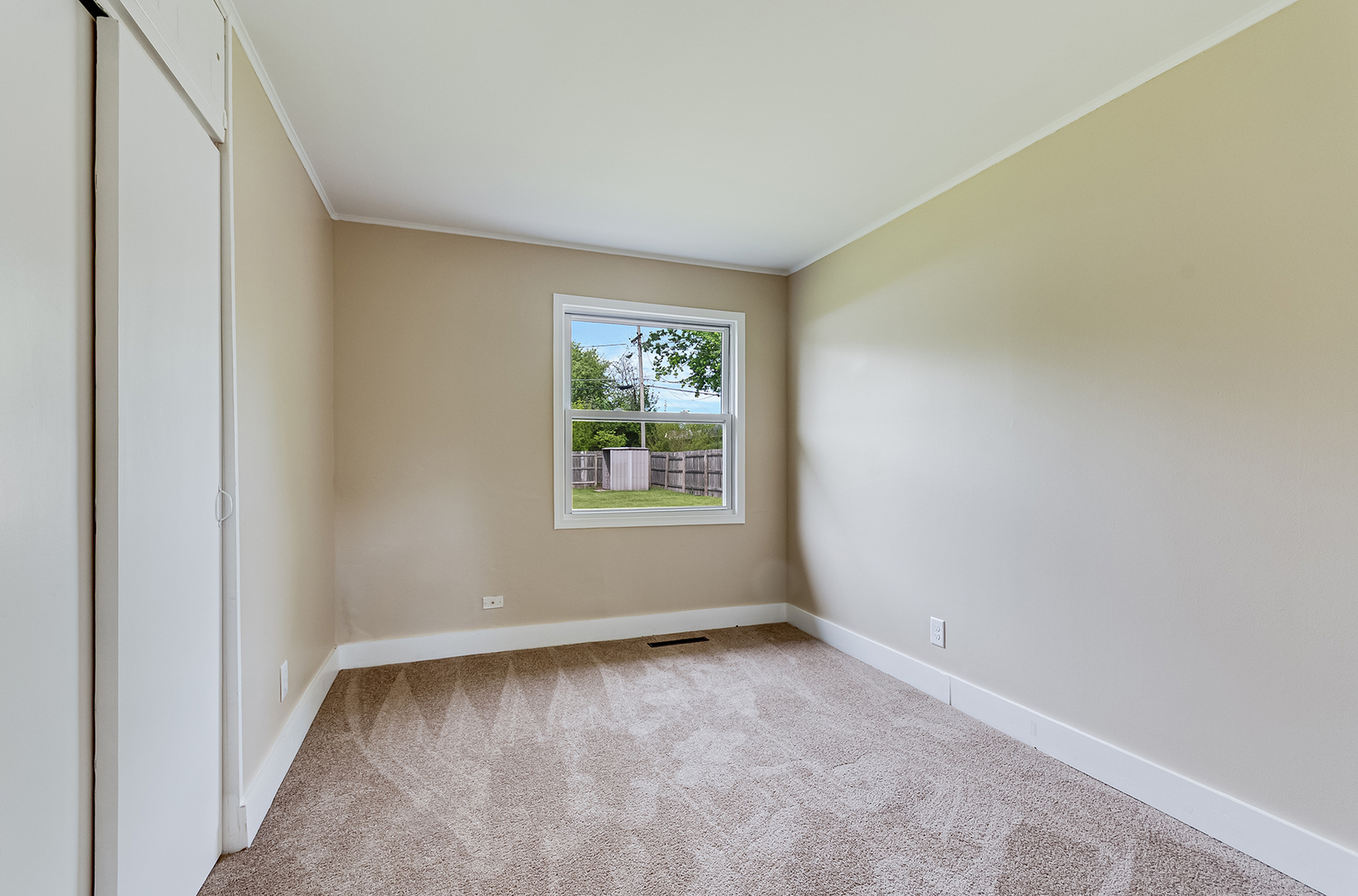 209 South Reed Street Joliet, IL 60436 - Photo 7 of 12
