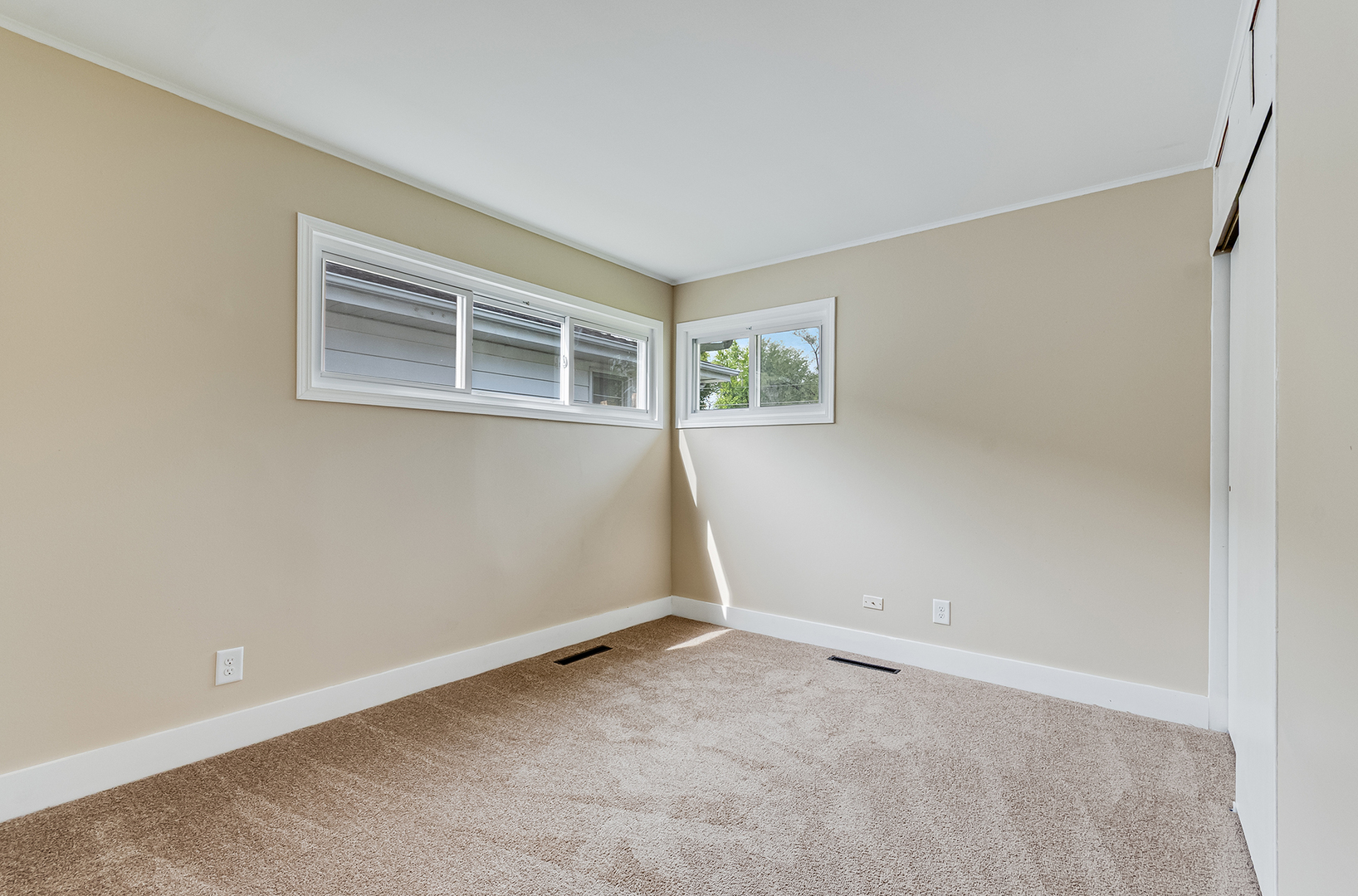 209 South Reed Street Joliet, IL 60436 - Photo 8 of 12