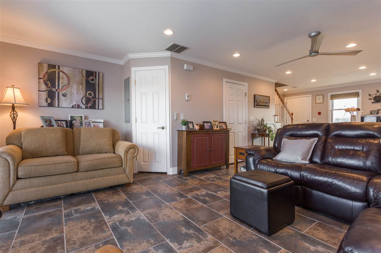 571 Winnacunnet Road, Unit 12 Hampton, NH 03842 - Photo 16 of 40 Gallery Image 16