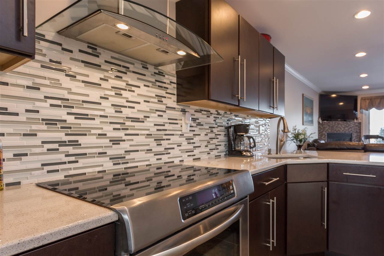 571 Winnacunnet Road, Unit 12 Hampton, NH 03842 - Photo 5 of 40 Gallery Image 5