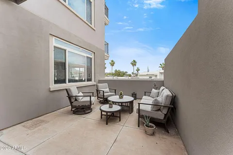 $1,125,000 | 3801 North Goldwater Boulevard, Unit 204, Scottsdale, AZ 85251