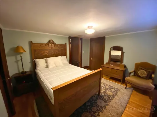 $3,000 | 504 North Jefferson Avenue, West Jefferson, NC 28694