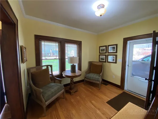 $3,000 | 504 North Jefferson Avenue, West Jefferson, NC 28694