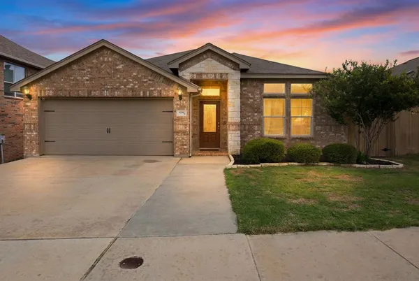 $335,000 | 9236 Hunters Court, White Settlement, TX 76108