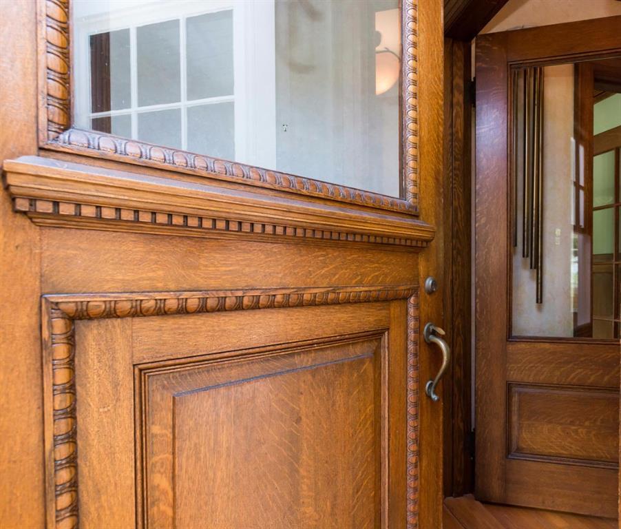 11 Cottage Farms Road Cape Elizabeth, ME 04107 - Photo 10 of 34 Period detail throughout this...