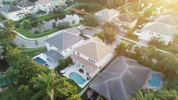 $6,500 | 2200 Southwest 13th Avenue, Fort Lauderdale, FL 33315