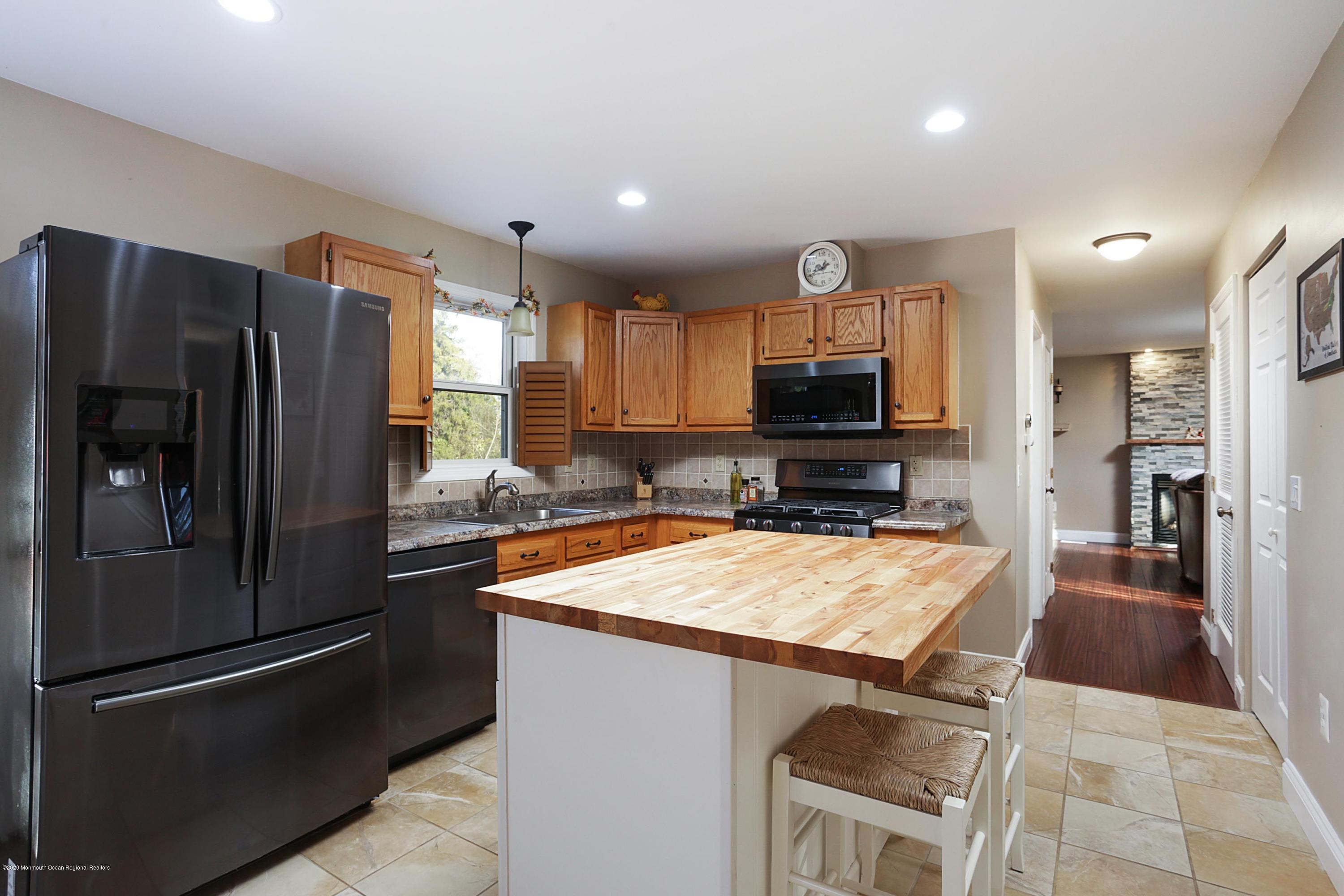 164 Stage Road Little Egg Harbor, NJ 08087 - Photo 13 of 28 24