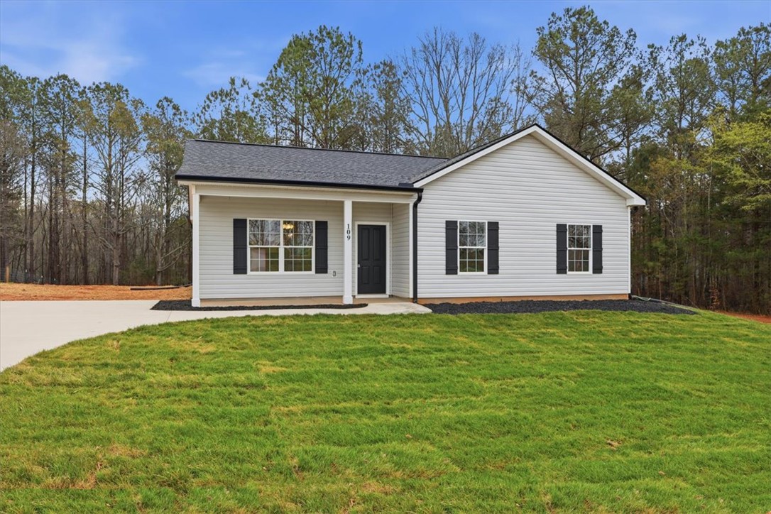 109 Toney Creek Road Belton, SC 29627 - Photo 2 of 38