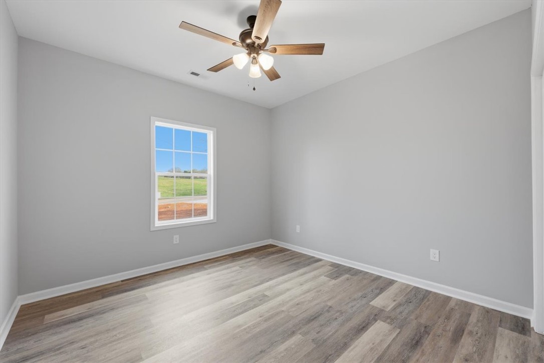 109 Toney Creek Road Belton, SC 29627 - Photo 27 of 38