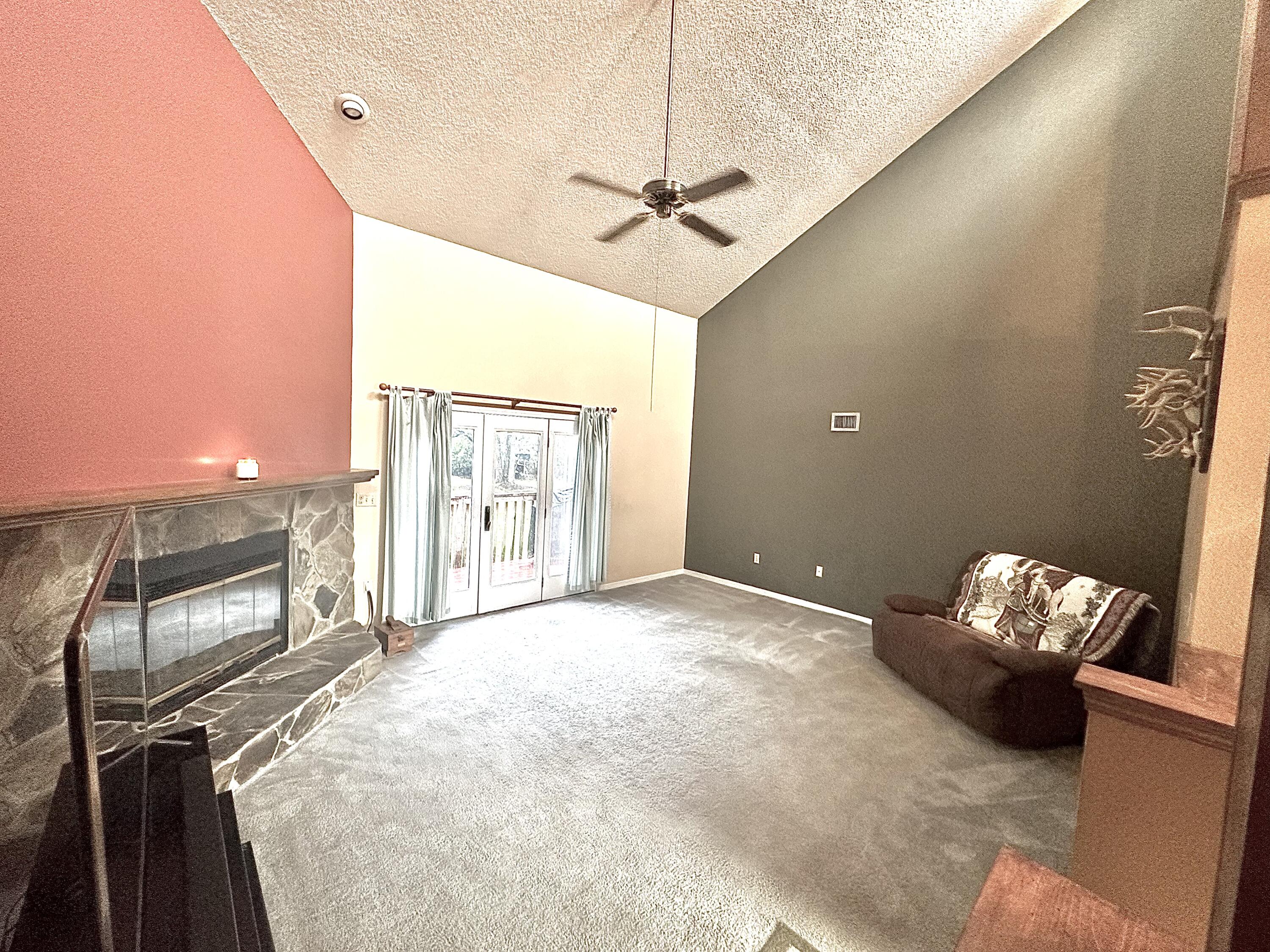 128 Dolphin Cove Freeport, FL 32439 - Photo 12 of 36 a living room with furniture