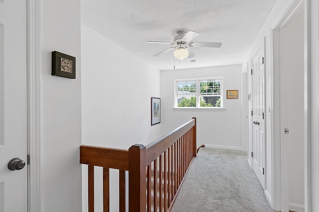 405 Ridgefield Circle, Unit B Clinton, MA 01510 - Photo 11 of 25 Gallery Image 11