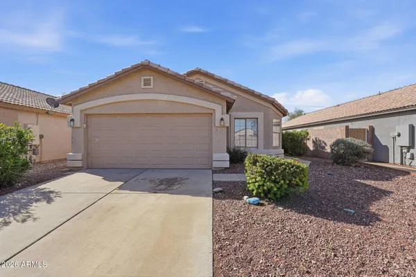 $2,000 | 3331 West Via Del Sol Drive, Phoenix, AZ 85027
