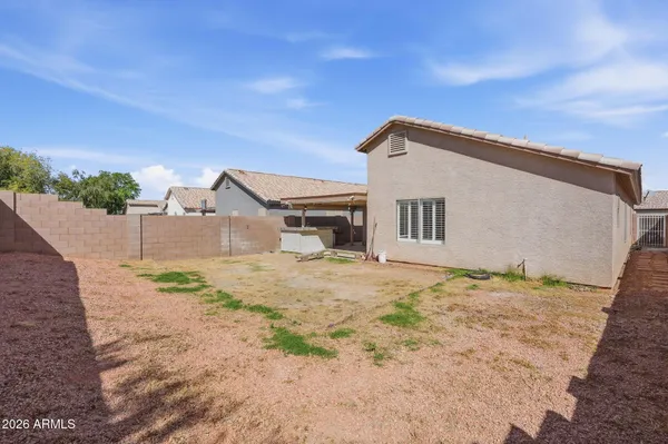 $2,000 | 3331 West Via Del Sol Drive, Phoenix, AZ 85027