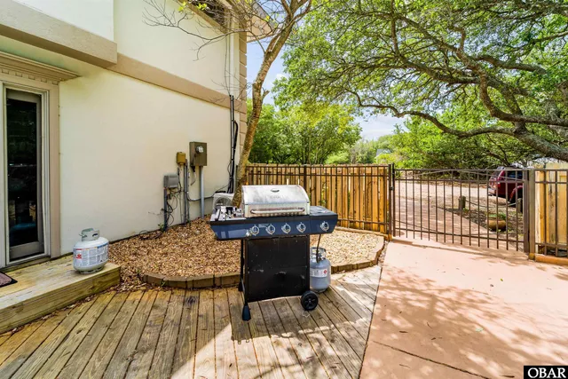 $799,990 | 310 Duck Road, Southern Shores, NC 27949