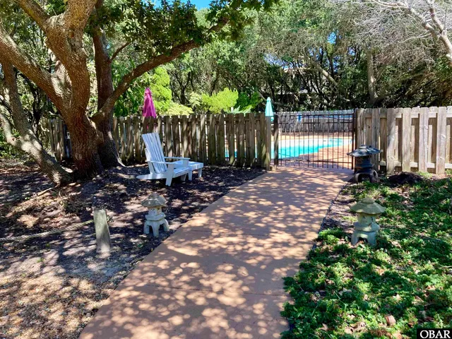 $799,990 | 310 Duck Road, Southern Shores, NC 27949