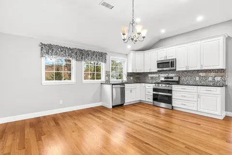 $2,200,000 | 16 Glenwood Avenue, Winchester, MA 01890