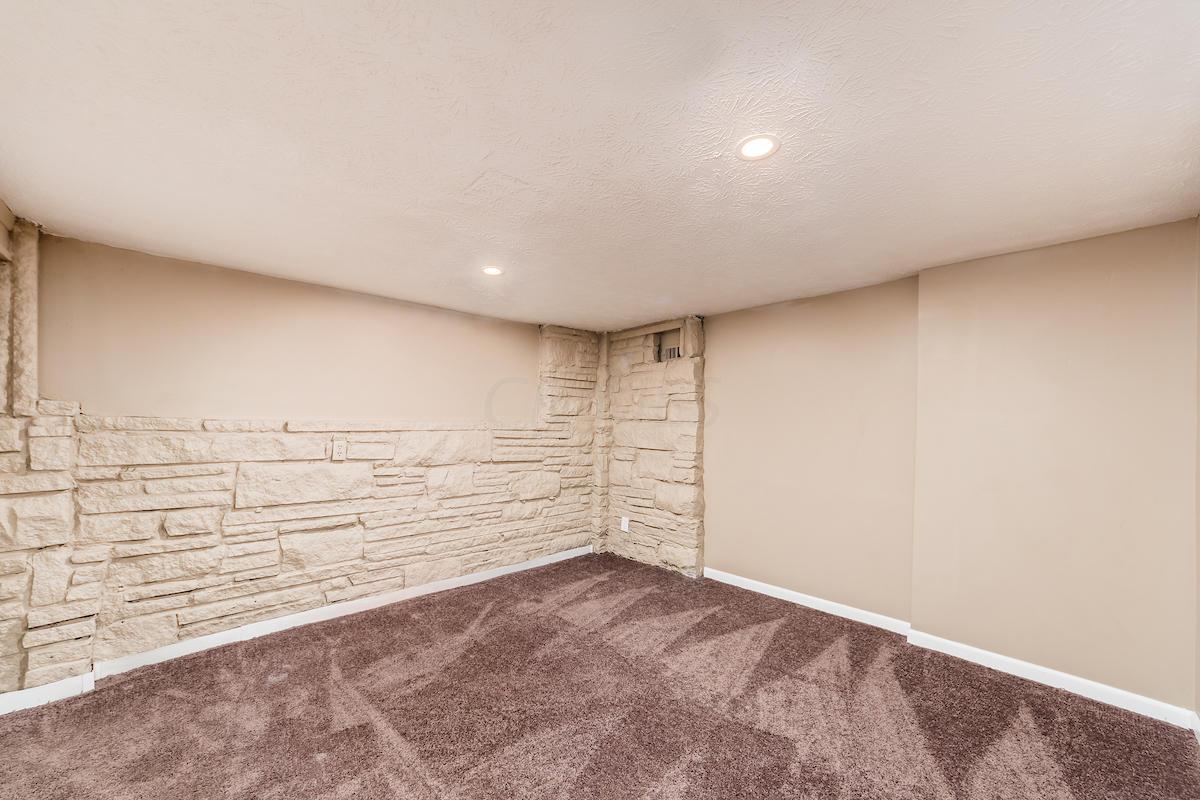 1810 Marston Road Columbus, OH 43219 - Photo 24 of 28 Gallery Image 24