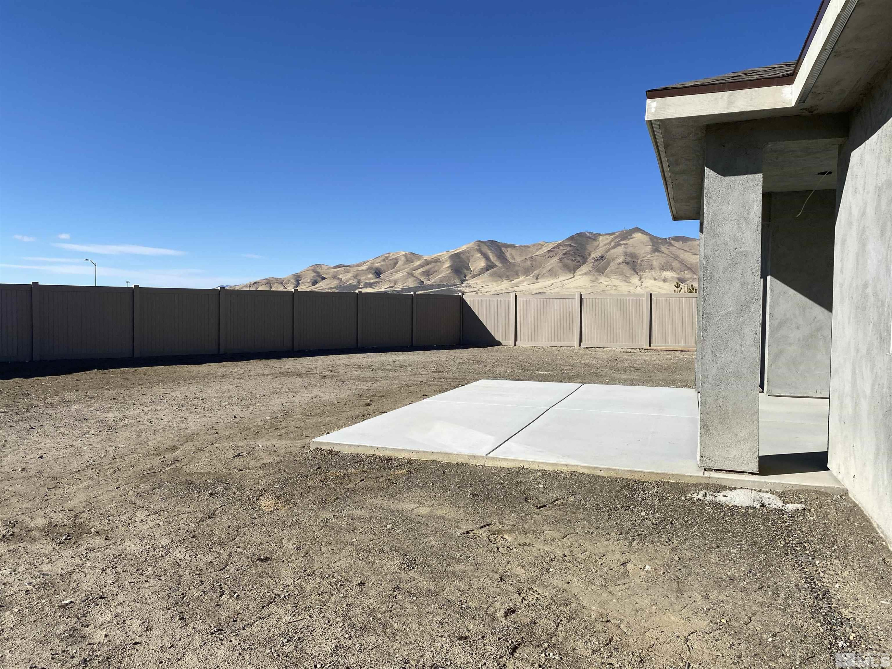 5950 Packsaddle Road Winnemucca, NV 89445 - Photo 10 of 14 a view of balcony