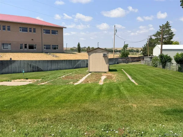 $50,000 | 165 3rd Avenue, Deer Trail, CO 80105
