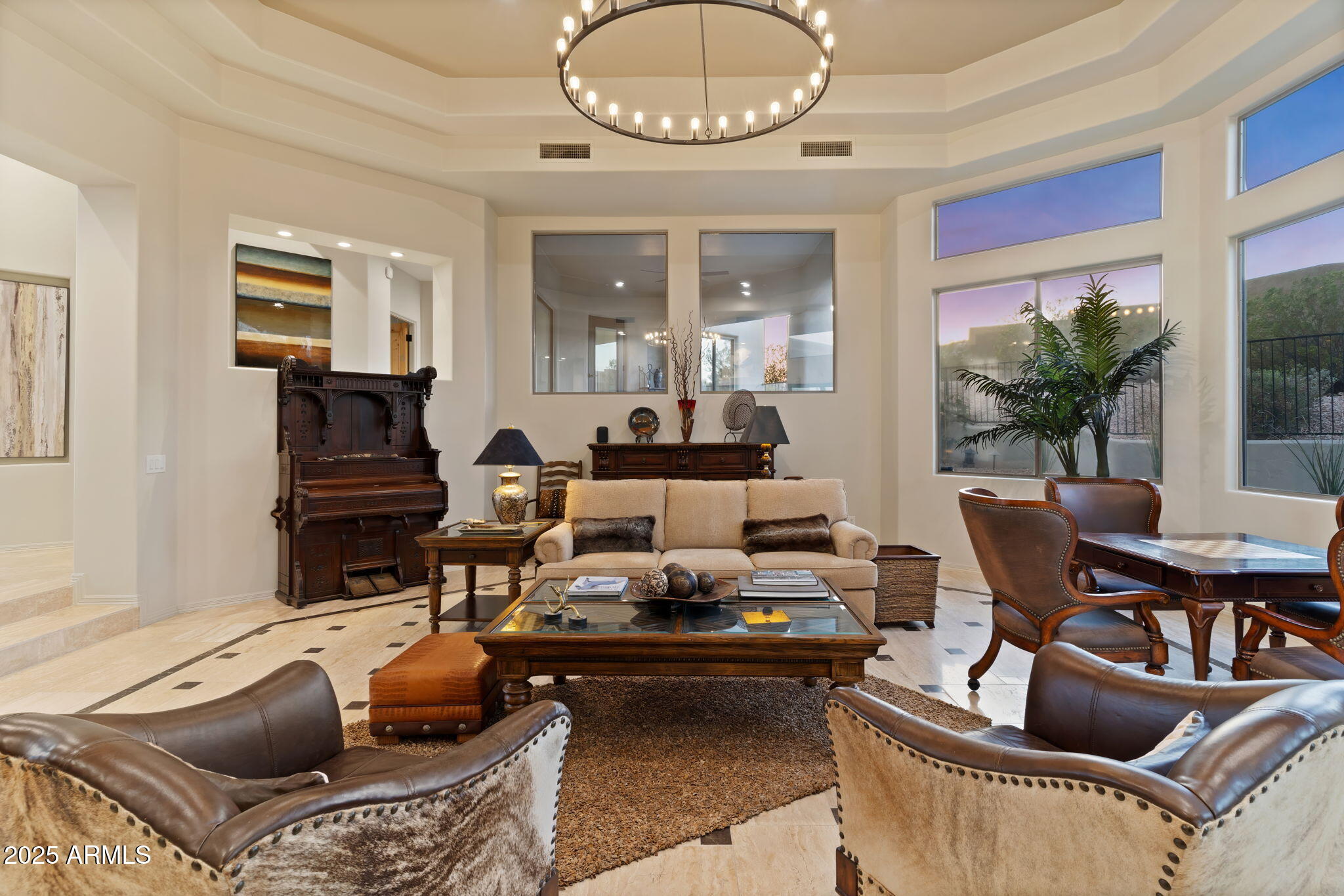15730 East Eagle Crest Road Fountain Hills, AZ 85268 - Photo 10 of 77 Living room
