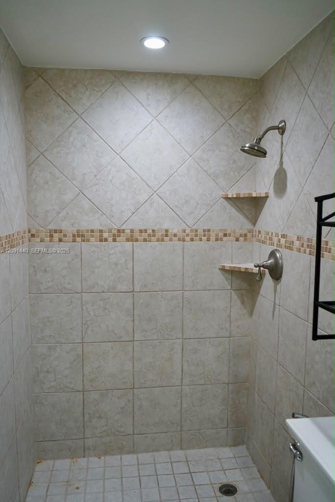 3404 Barton Road Pompano Beach, FL 33062 - Photo 20 of 28 Gallery Image 20