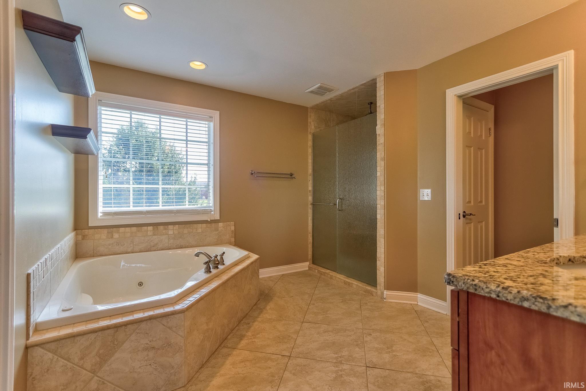 4530 Estate Drive Newburgh, IN 47630 - Photo 18 of 36