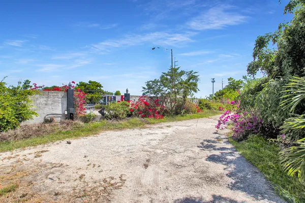 $9,950,000 | 6500-6600 Overseas Highway, Marathon, FL 33050