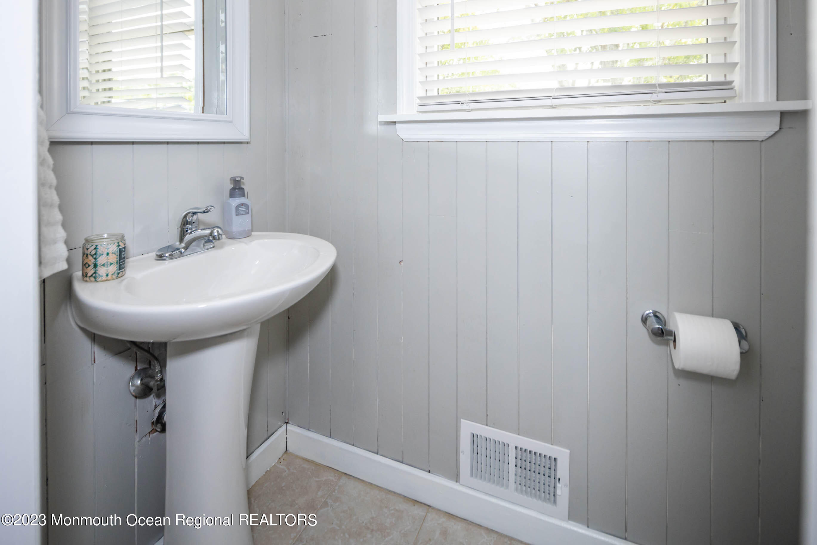 21 Lexington Road Howell, NJ 07731 - Photo 20 of 40 21_Powder Room