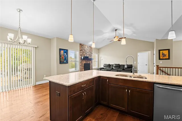 $480,000 | 901 Ambercrombie Square Court, O'Fallon, IL 62269