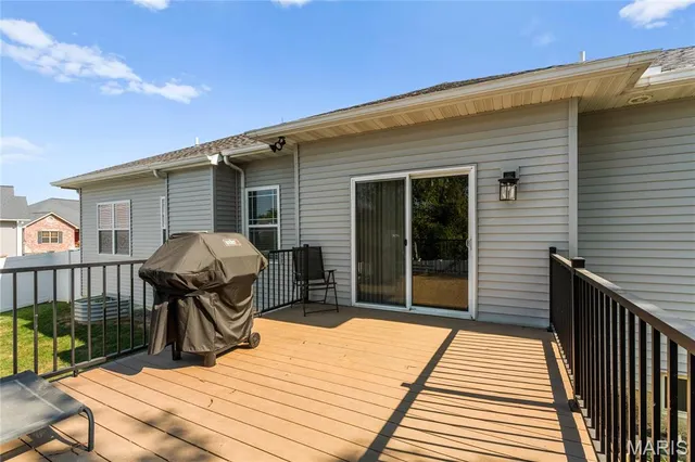 $480,000 | 901 Ambercrombie Square Court, O'Fallon, IL 62269