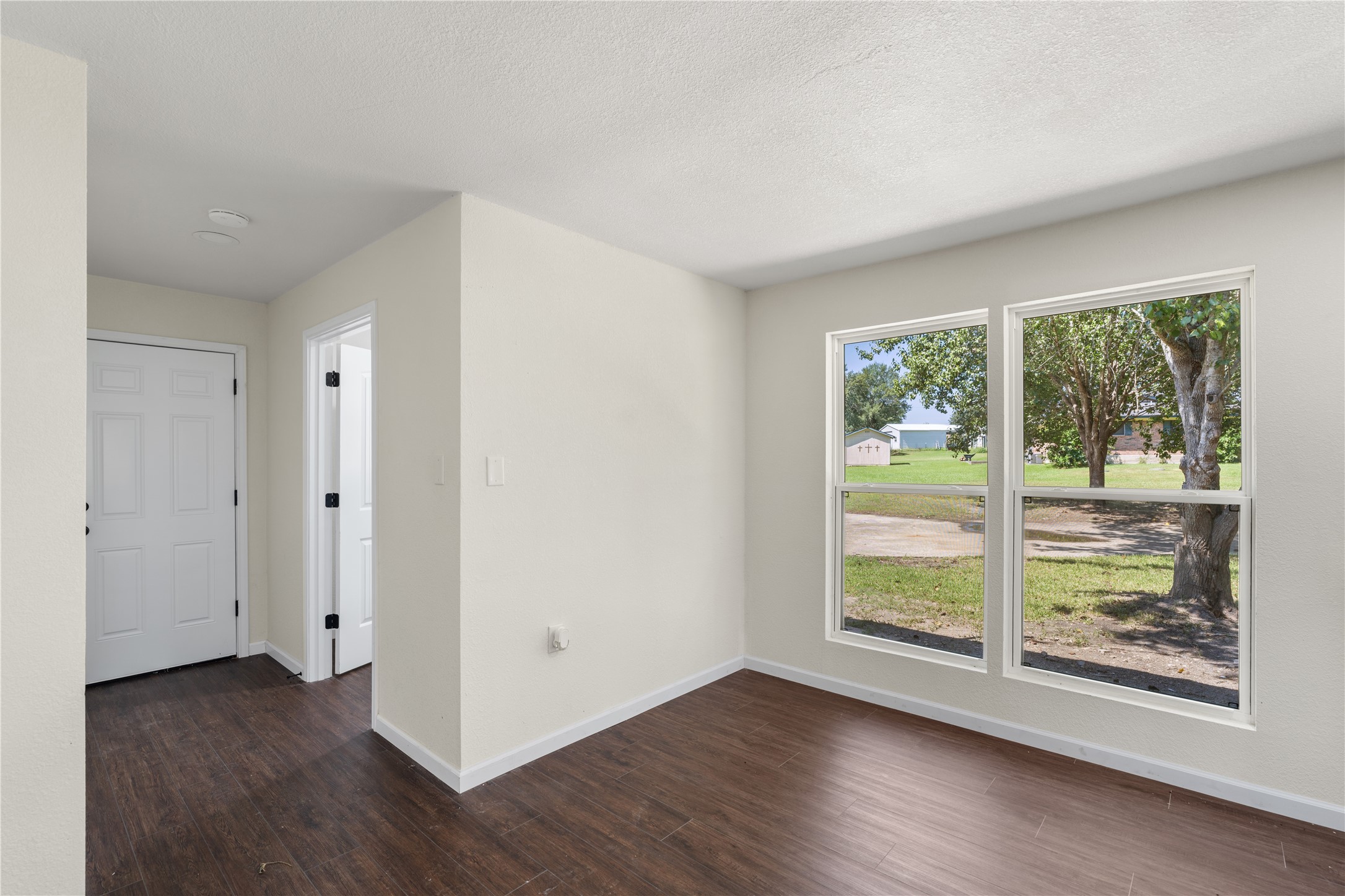 735 Laurelia Loop Corrigan, TX 75939 - Photo 15 of 48
