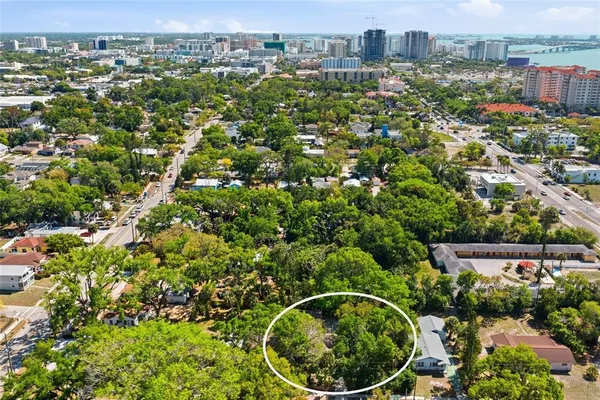a view of a lake with houses