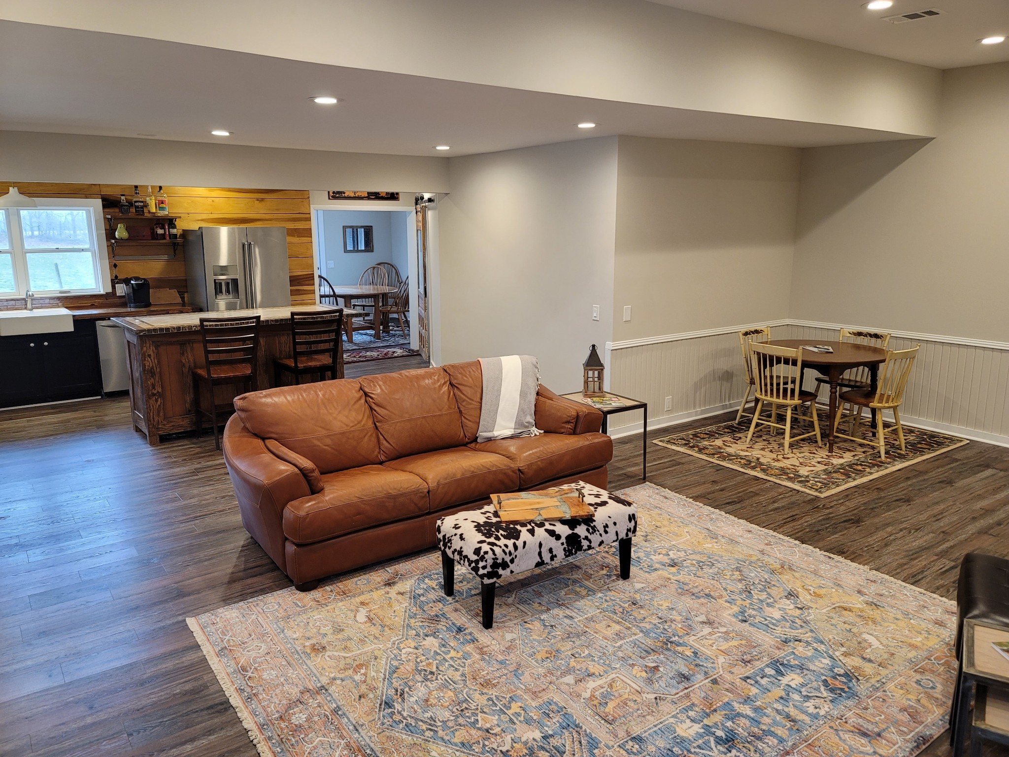 3111 Lewis Road Santa Fe, TN 38482 - Photo 20 of 40 a living room with furniture and kitchen view