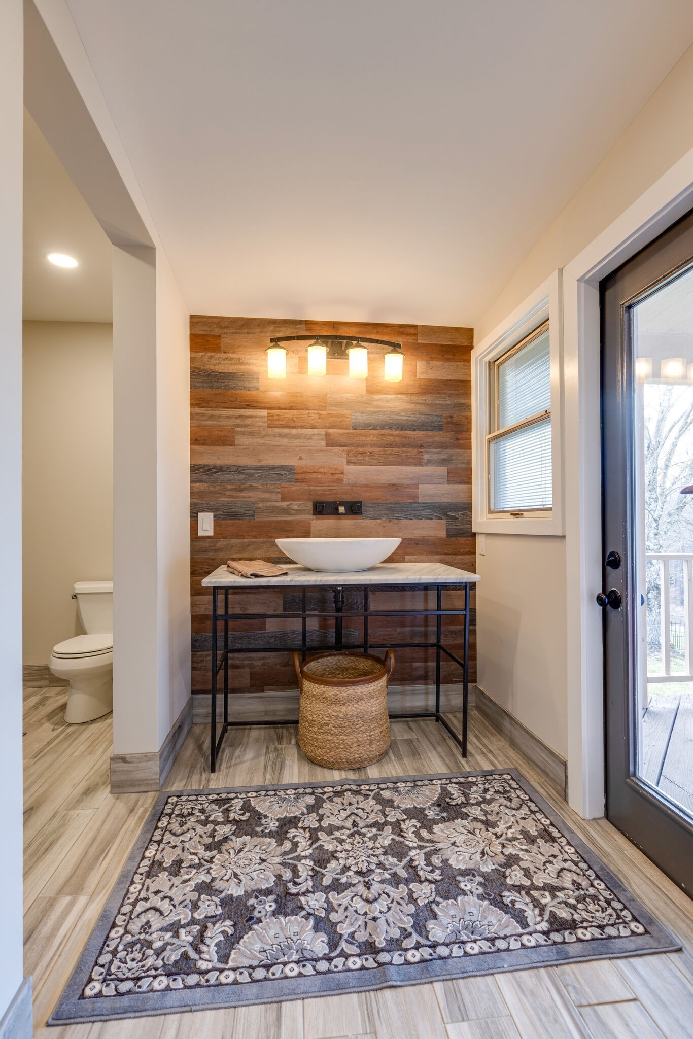 3111 Lewis Road Santa Fe, TN 38482 - Photo 27 of 40 a living room with a rug