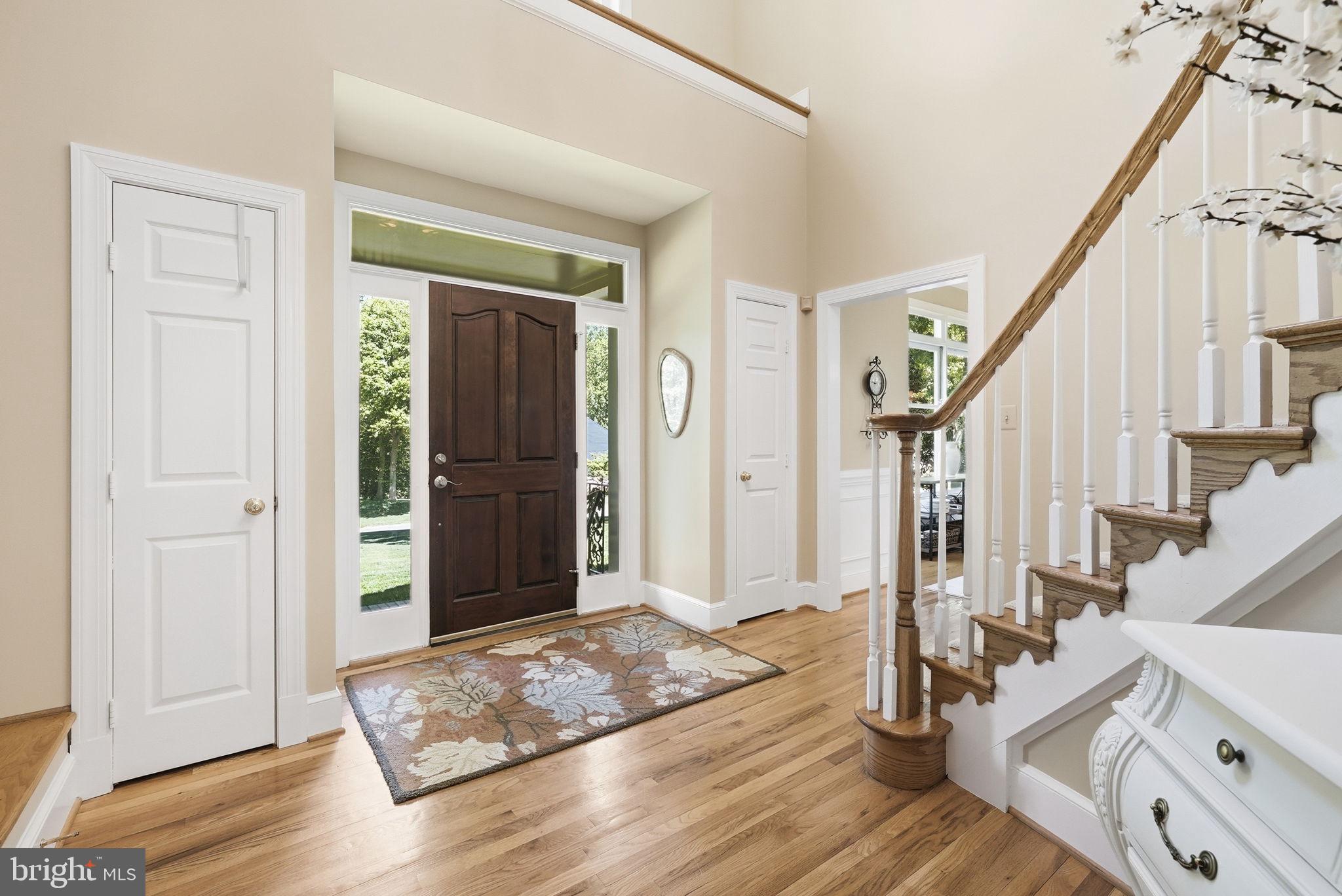 12309 Blair Ridge Road Fairfax, VA 22033 - Photo 8 of 80 TWO STORY ENTRANCEWAY