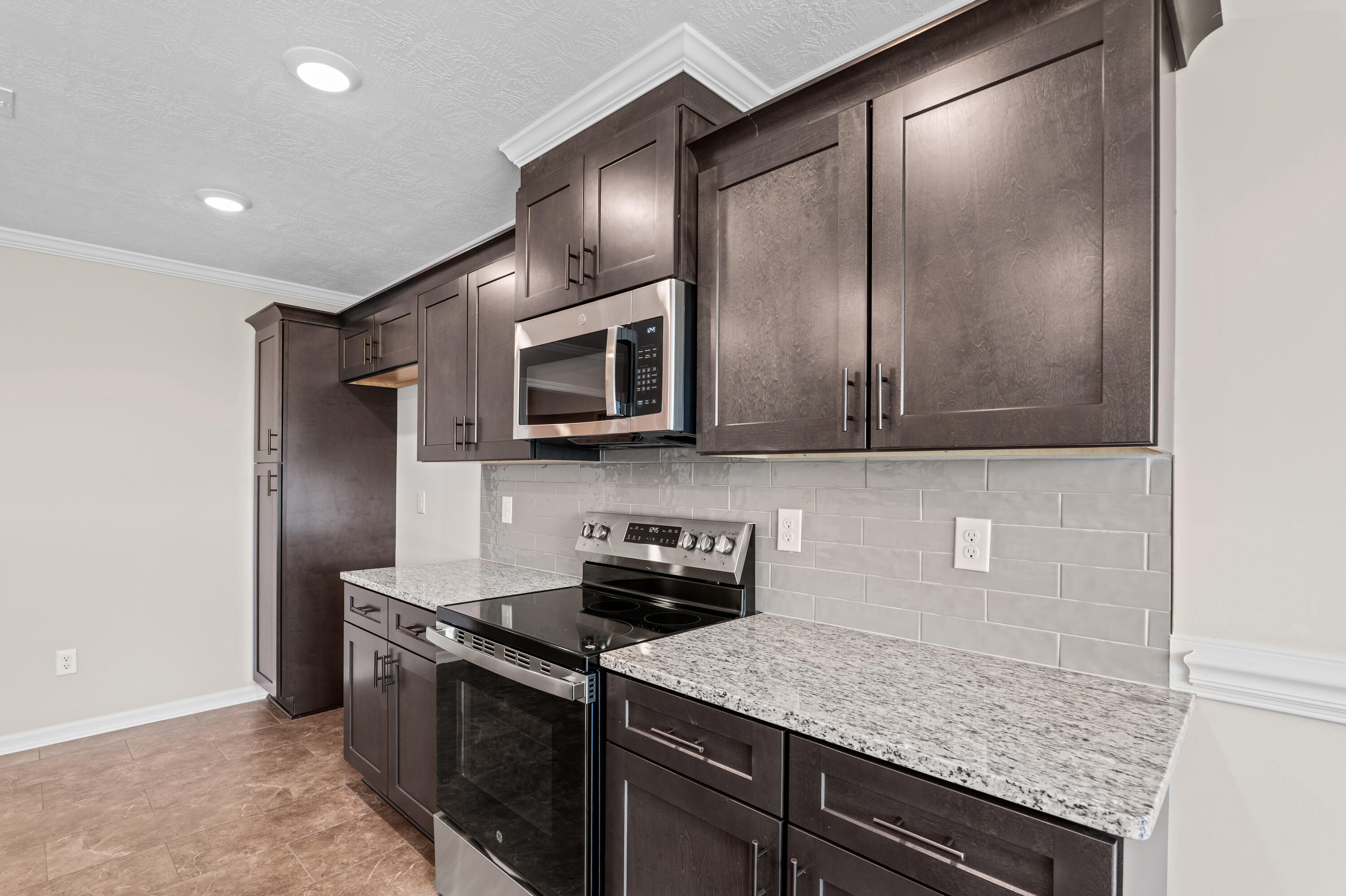 2733 Inverness Drive Hephzibah, GA 30815 - Photo 8 of 40 P1987948