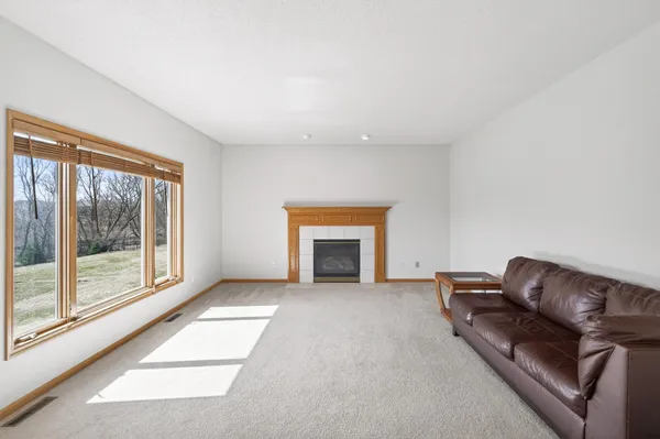 $615,000 | 17792 Hickory Trail, Lakeville, MN 55044