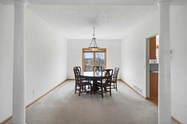 $615,000 | 17792 Hickory Trail, Lakeville, MN 55044