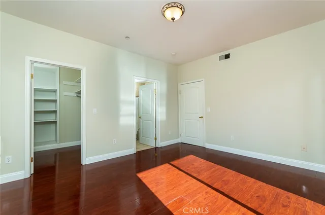 $700,000 | 10160 Fernglen Avenue, Unit 7, Tujunga, CA 91042