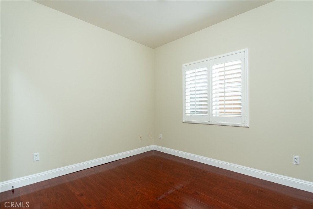 10160 Fernglen Avenue, Unit 7 Tujunga, CA 91042 - Photo 27 of 37