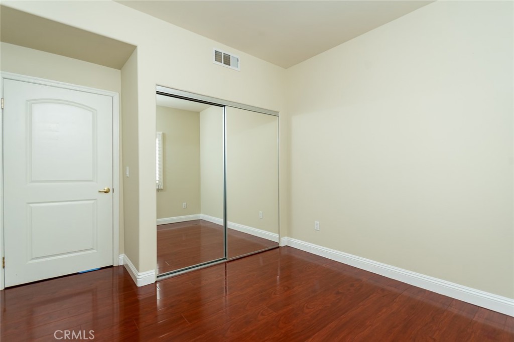 10160 Fernglen Avenue, Unit 7 Tujunga, CA 91042 - Photo 28 of 37