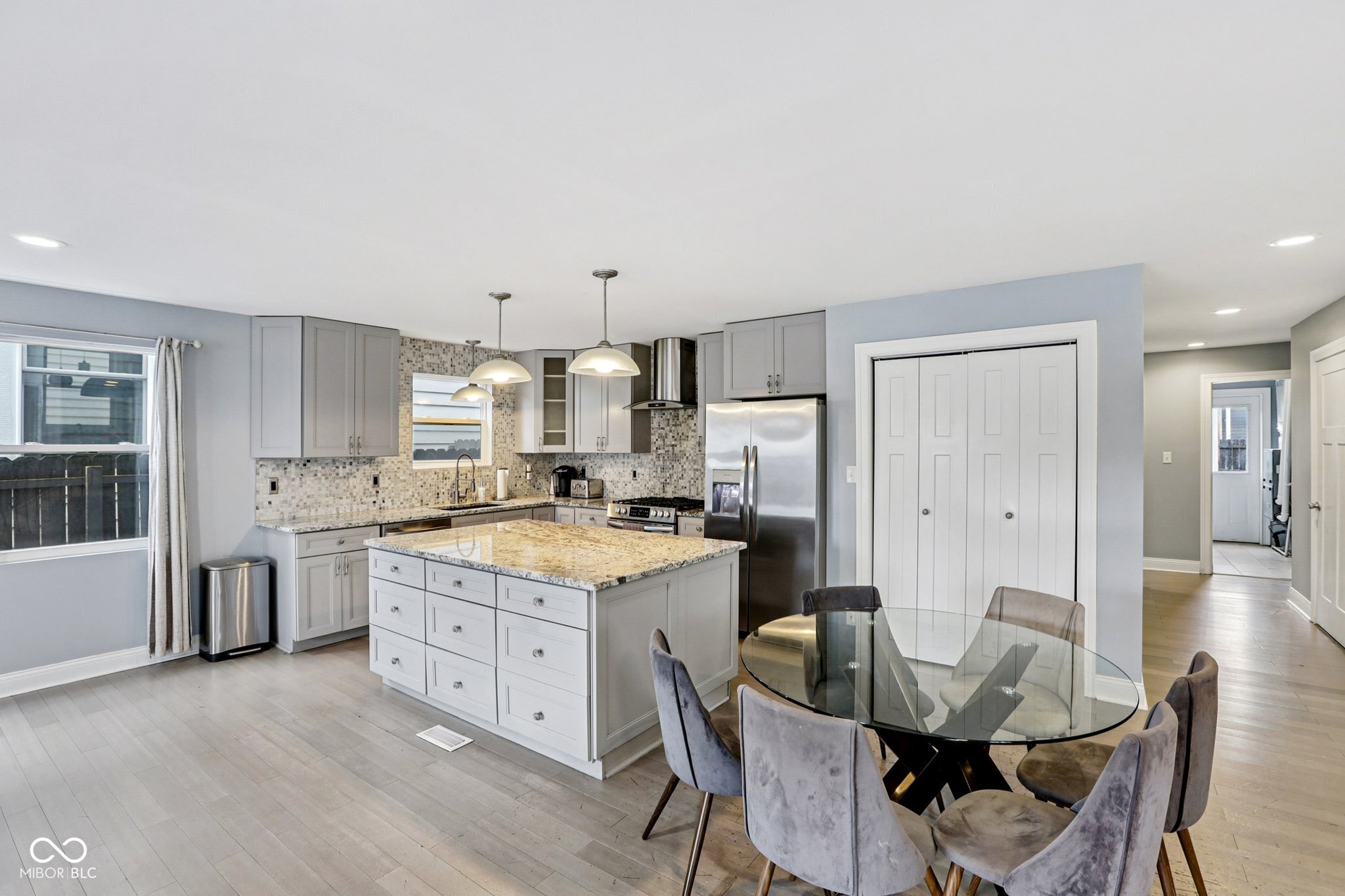 422 Sanders Street Indianapolis, IN 46225 - Photo 12 of 49